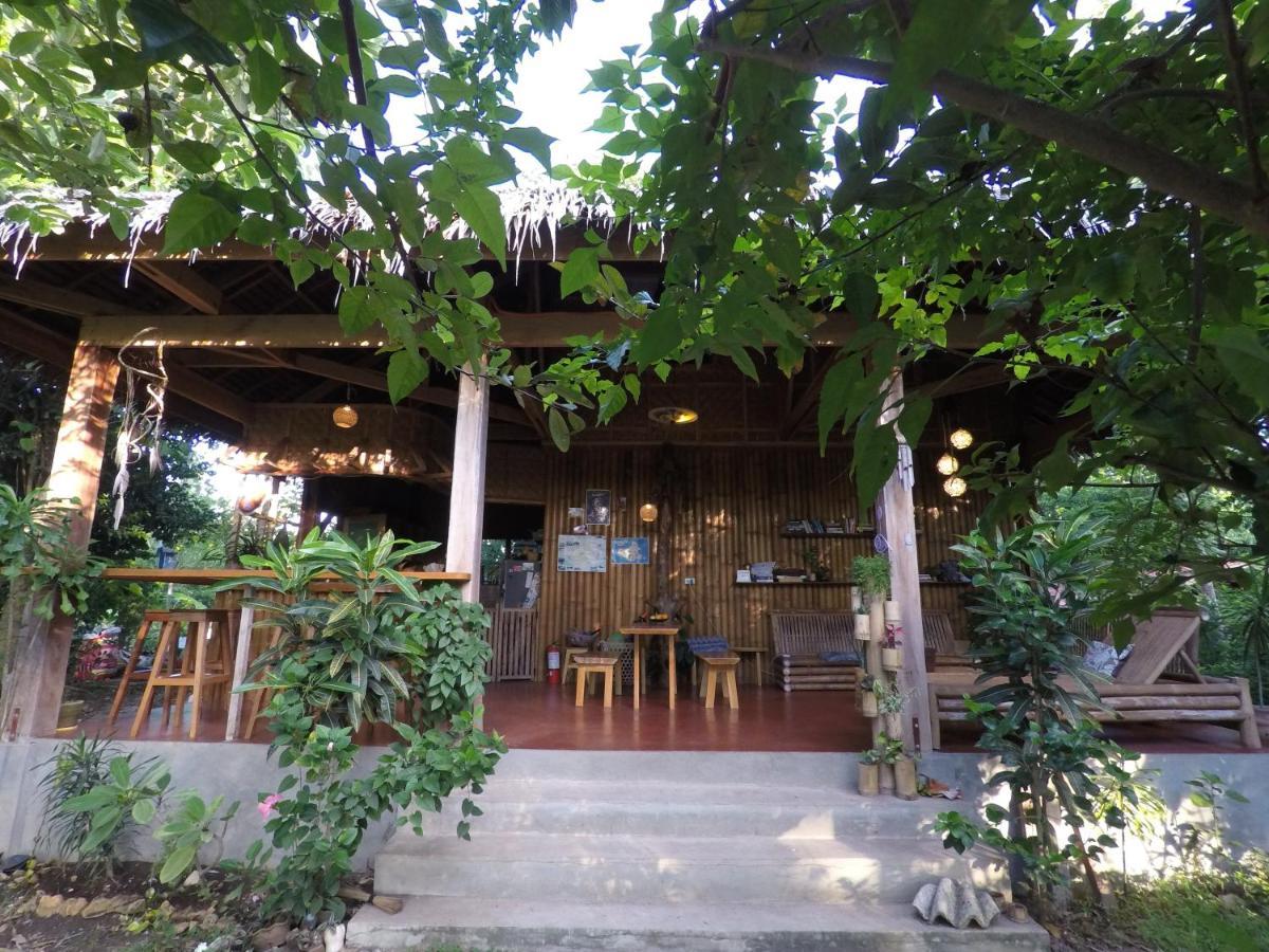 סיקיהור Lazy Lizard Hostel מראה חיצוני תמונה